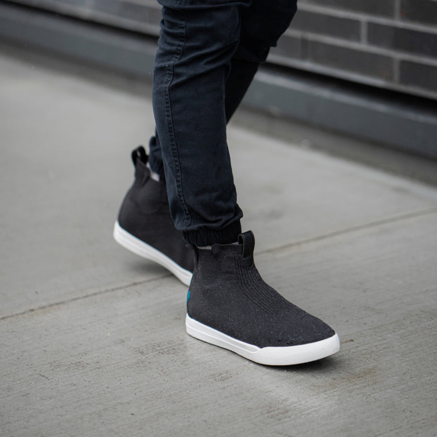 Mens Adult Weekend Chelsea Sneaker - SHWC