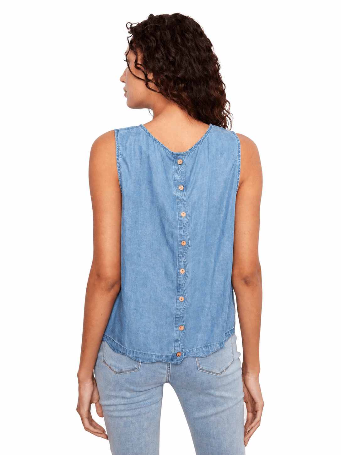 Charlie B Scallop Hem Sleeveless Top C4698W - Style CoastCharlie B690178720734